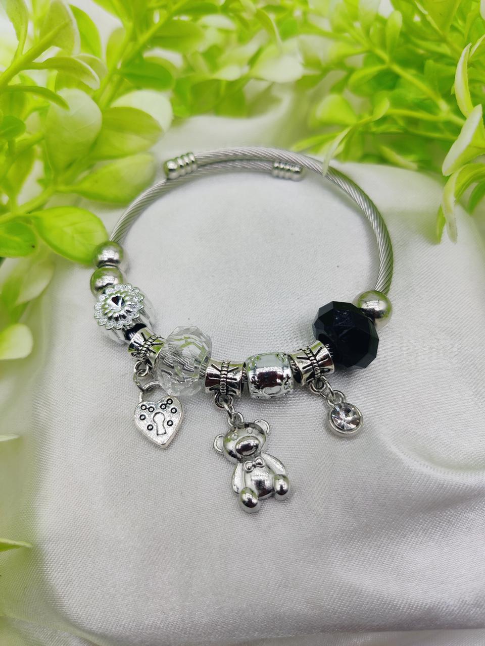 New Adjustable Trendy Braclets With Different Designs