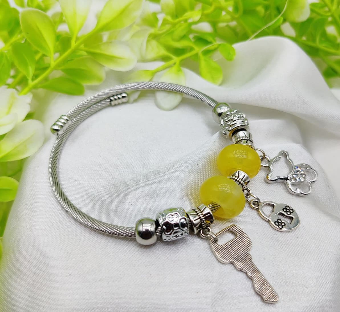 New Adjustable Trendy Braclets With Different Designs